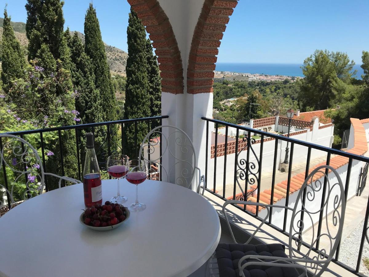 Villa Rafaela Фригиляна Екстериор снимка