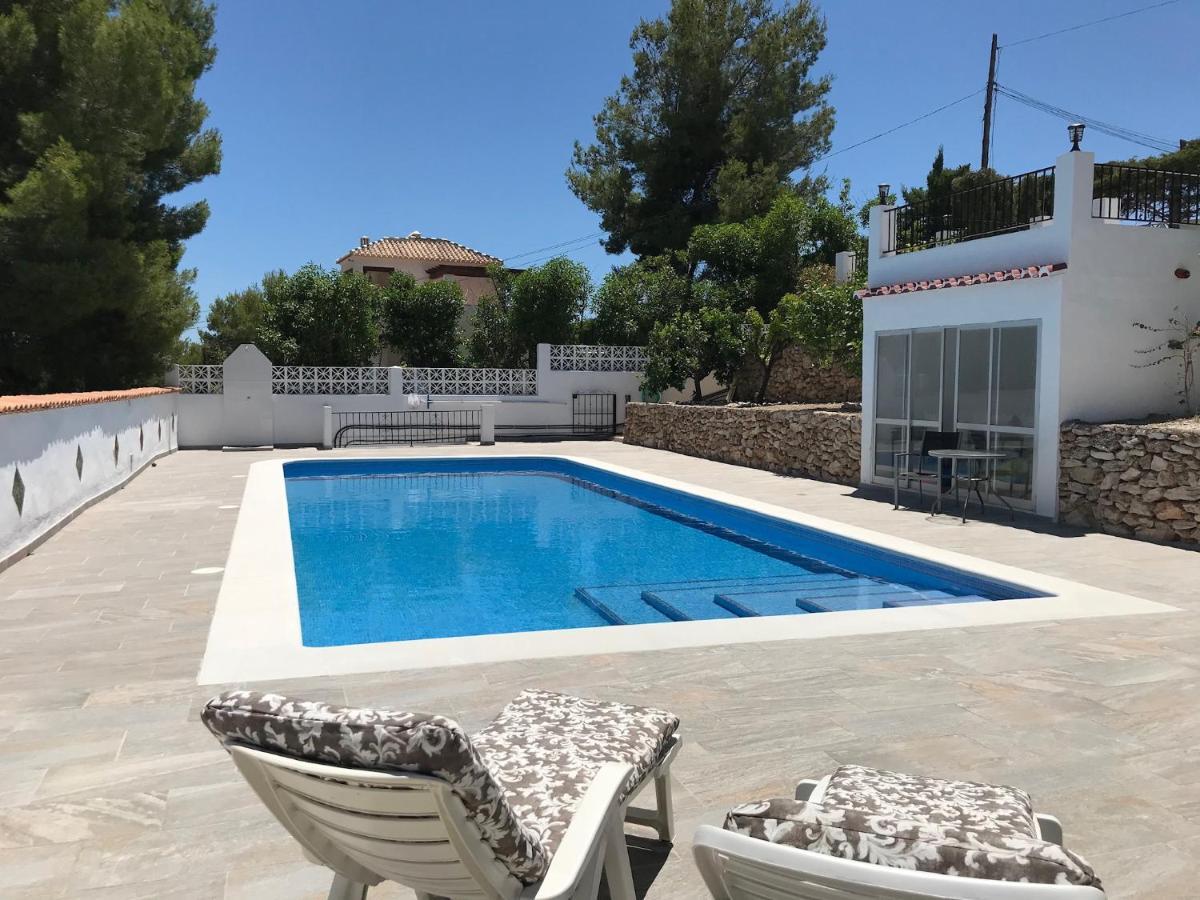 Villa Rafaela Фригиляна Екстериор снимка