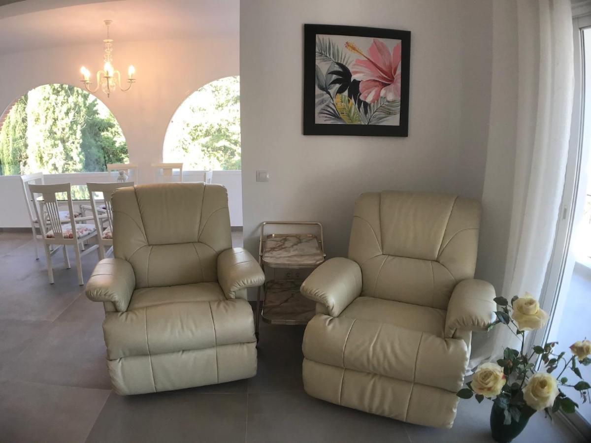 Villa Rafaela Фригиляна Екстериор снимка