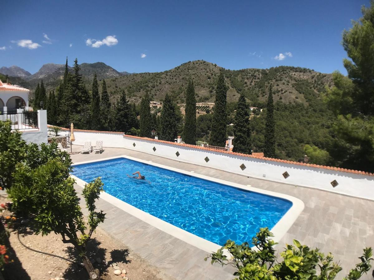 Villa Rafaela Фригиляна Екстериор снимка